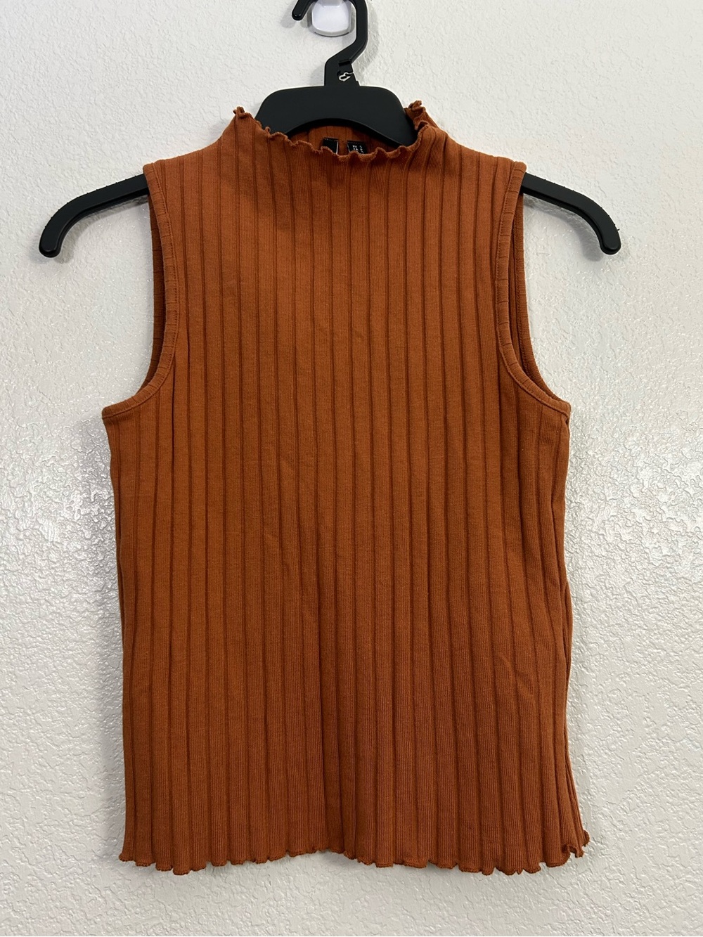Vero Moda Lettuce Edge Mock Neck Sleeveless Top